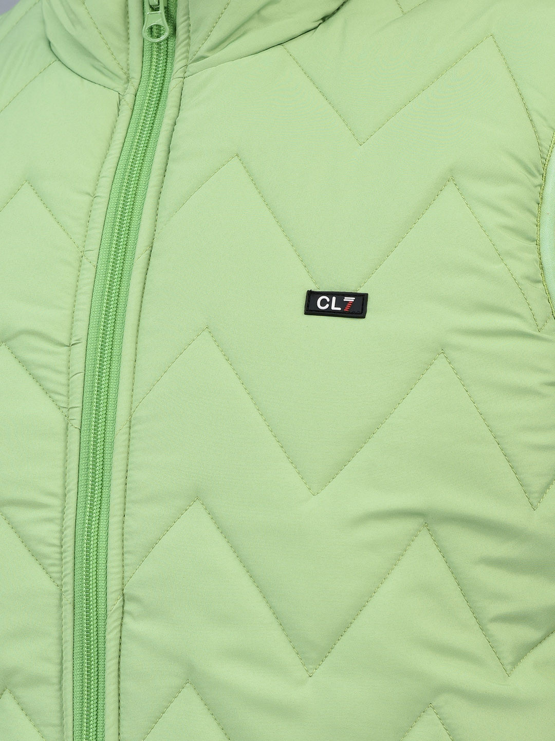 Canary London Sleeveless Lightweight Quilted Jacket - Image 2