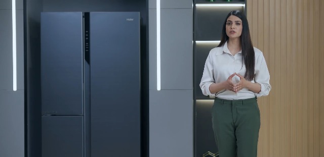 Haier SmartChoice 598L 3 Star 3-Door Side by Side Frost Free Refrigerator | Expert Inverter Technology | Digital Display Panel | Jumbo Ice Maker | Deo Fresh Technology (HRT-683GK, Graphite Black) - Image 2